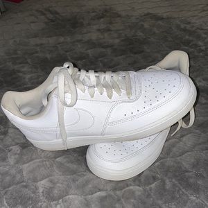 Nike Court Vision Low